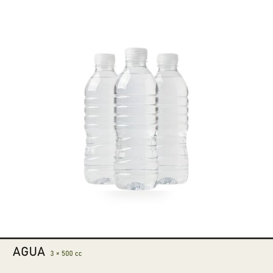 Tres botellas de agua de 500 cc